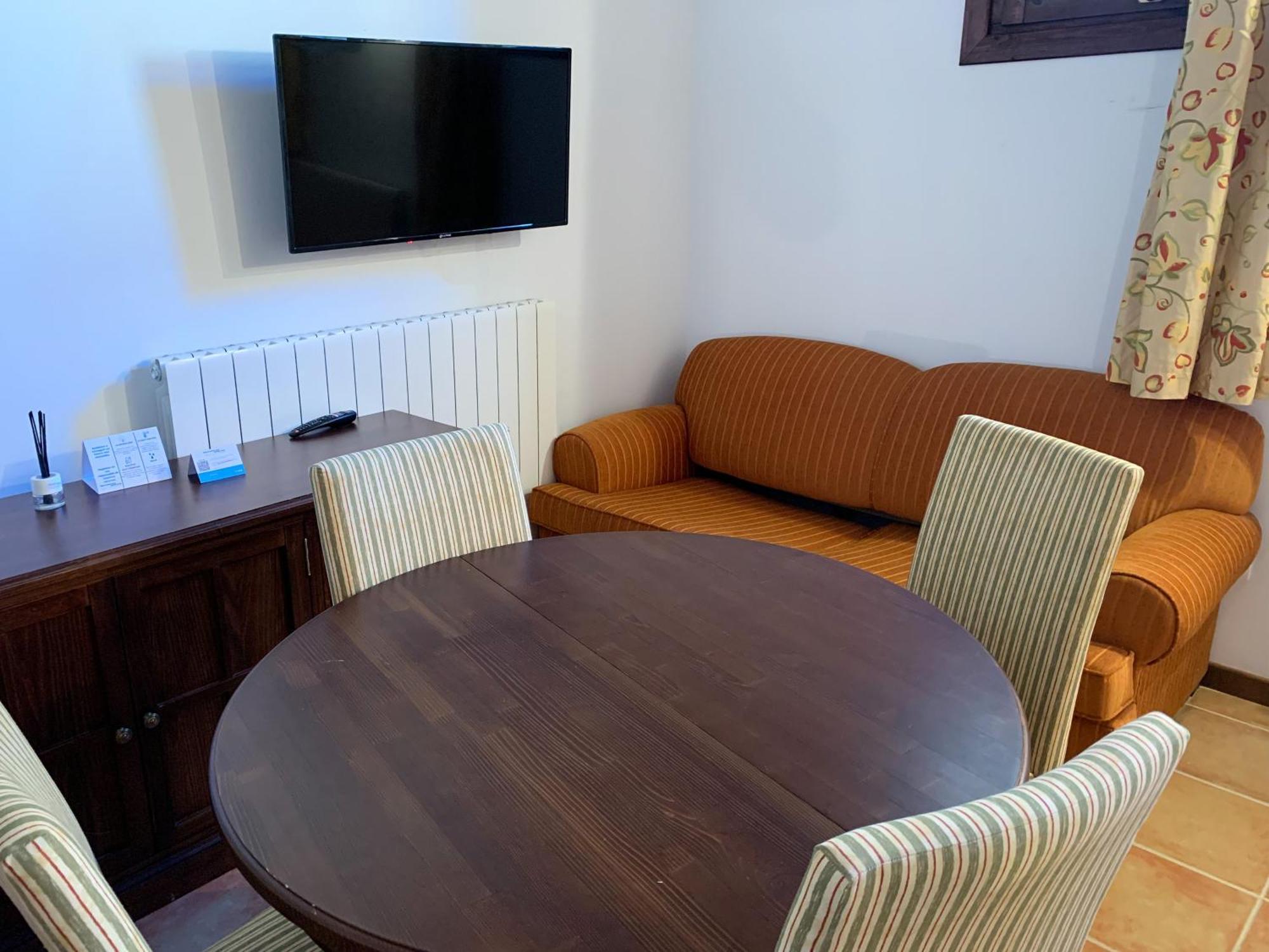 Apartamentos Jaca Mirador De Badaguas 3000 Extérieur photo